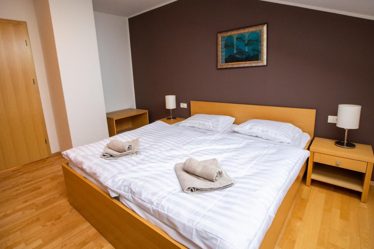 Pohorje Fox Duplex Apartment Maribor Exterior foto